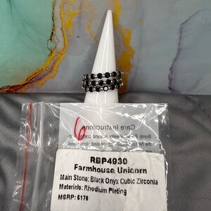 Farmhouse Unicorn (size 6)